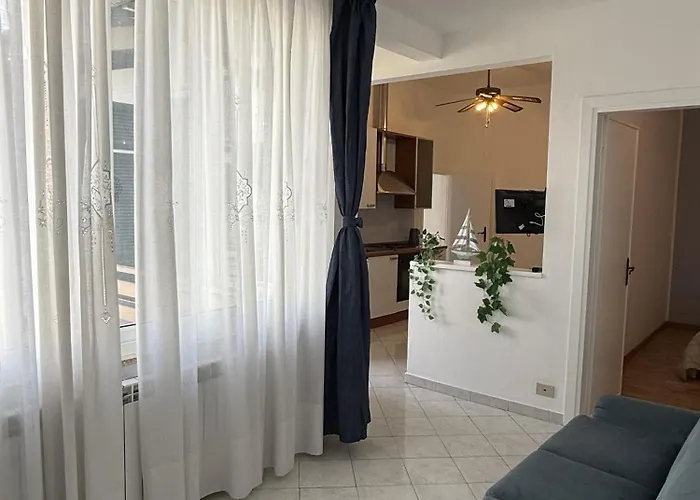 Apartment Panciroli Via Versilia *