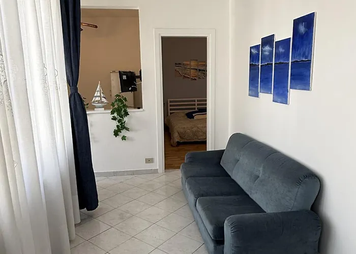 Panciroli Via Versilia Apartment *